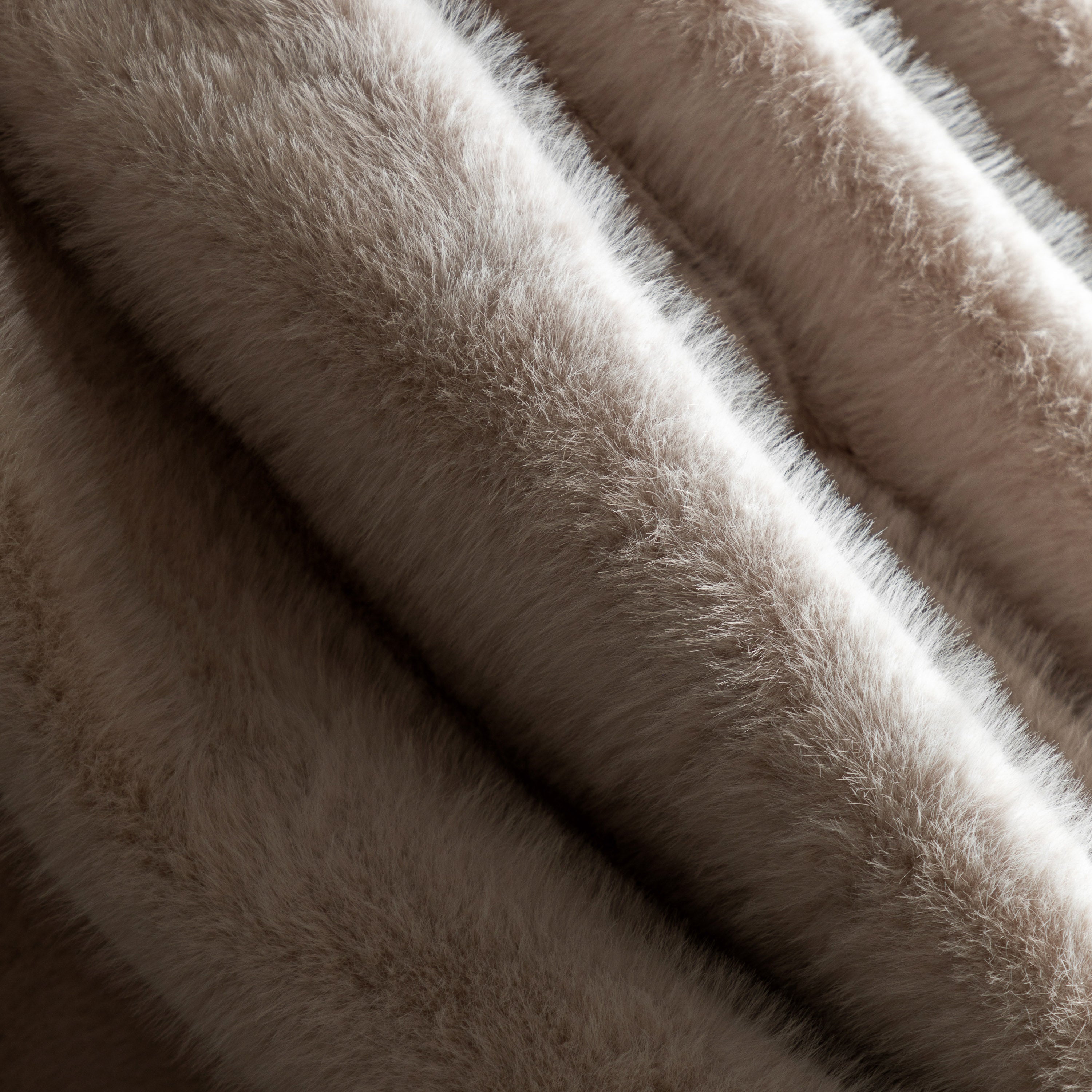 Marby Oatmeal Faux Fur Throw